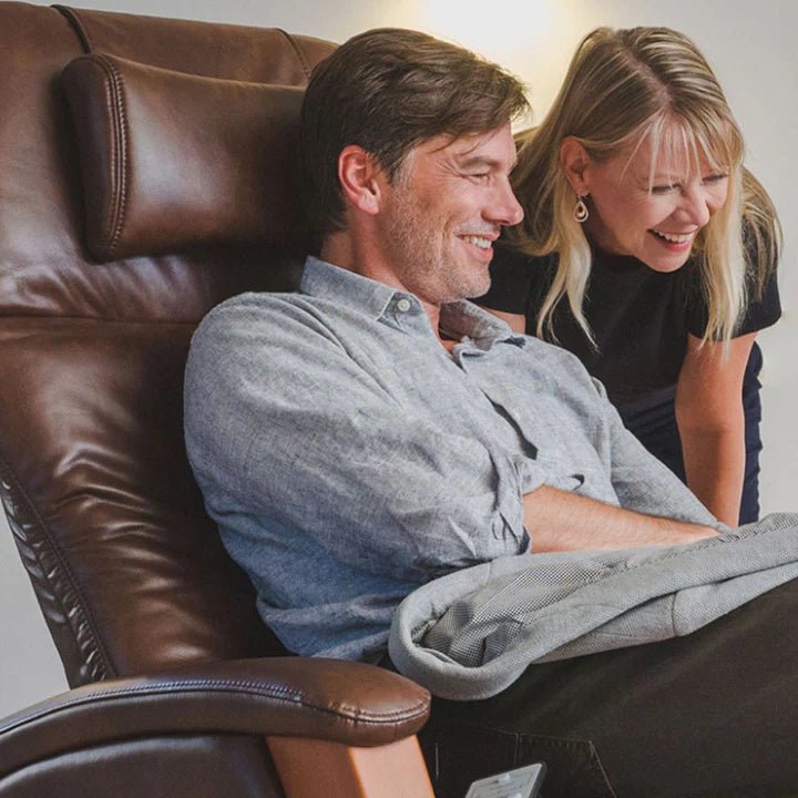 Zero gravity lift chair top with heat and massage