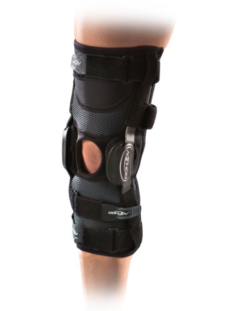 Enovis - DONJOY PLAYMAKER II FOURCEPOINT Hinged Knee Brace