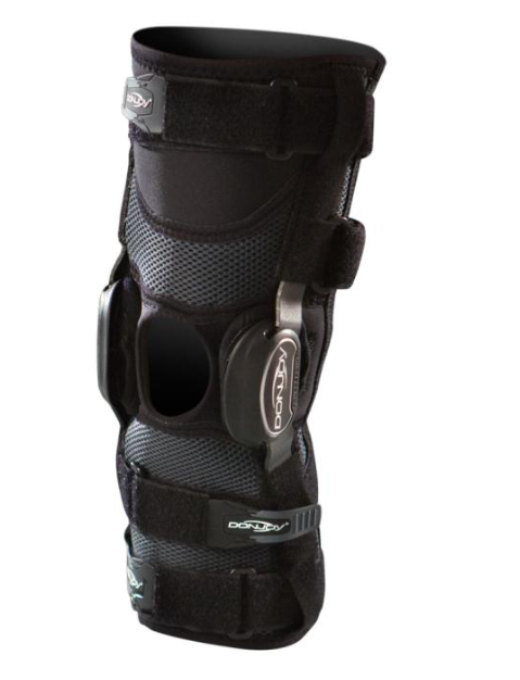 Enovis - DONJOY PLAYMAKER II FOURCEPOINT Hinged Knee Brace