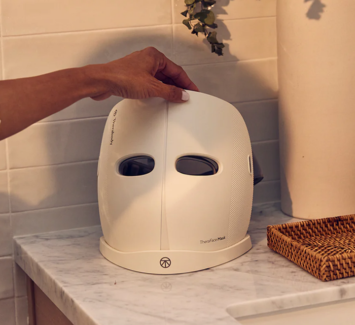 Therabody - Theraface Mask Red light Therapy