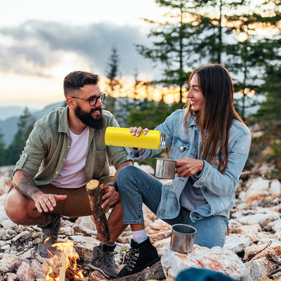 *22 Oz Double-walled Insulated Stainless Steel Water Bottle with 2 Lids and Straw - Yellow