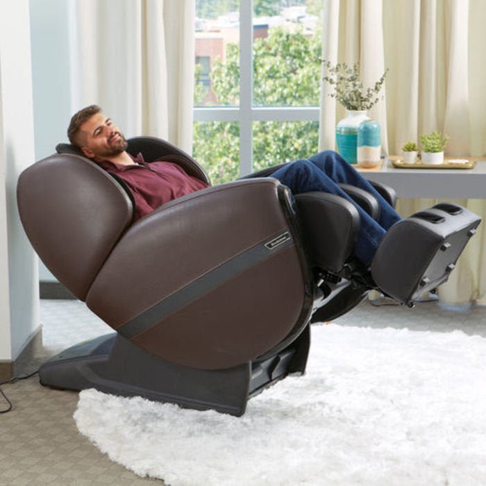 Demo- Brookstone Renew 3D Massage Chair - Relaxacare