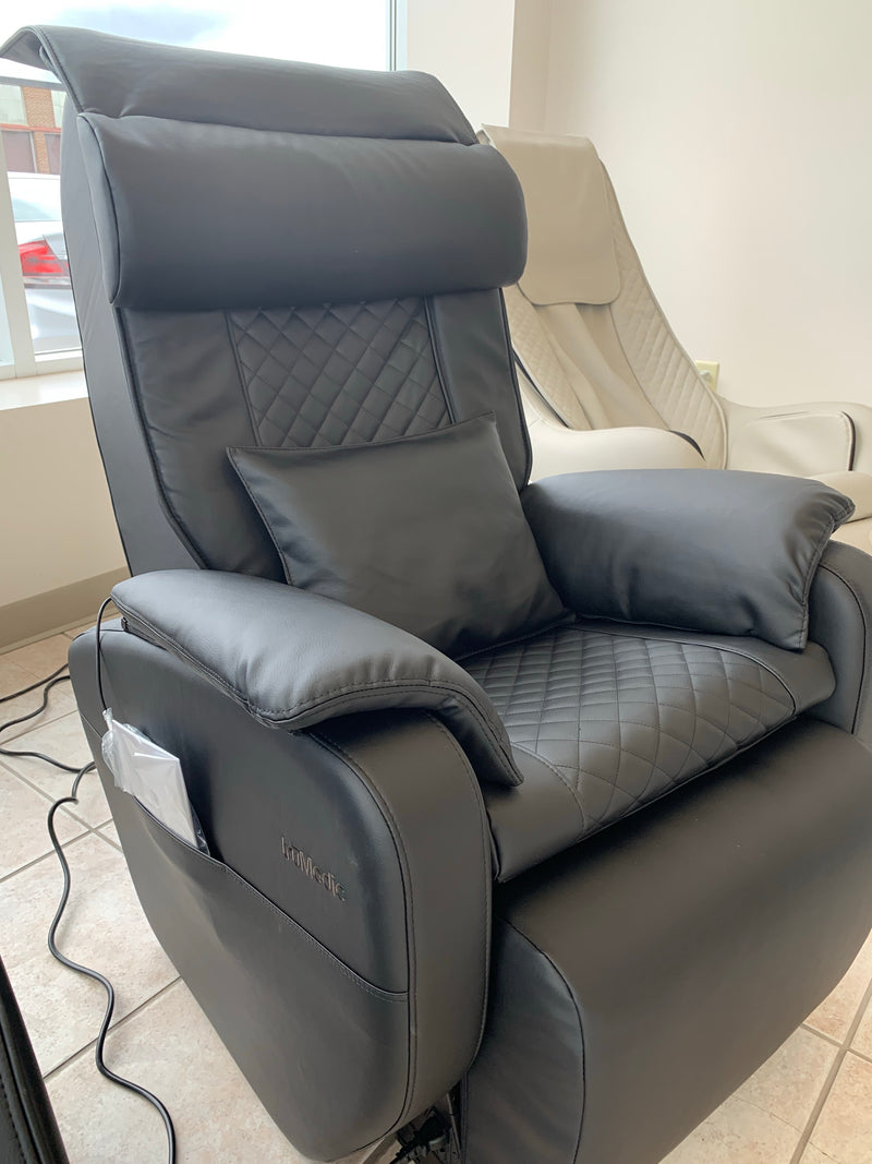Demo unit-TruMedic Mc-2100 Massage Chair/Recliner - 2019 model - Relaxacare